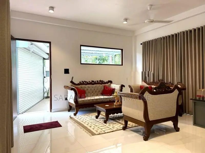 Brand-New Condition Fully Furnished - AC Luxury House Diyagama Homagam