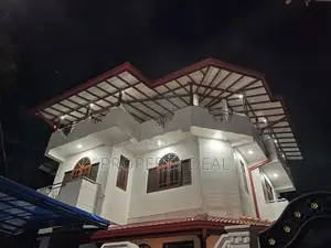 5 Bedrooms House For Sale in Pannipitiya - PDH34