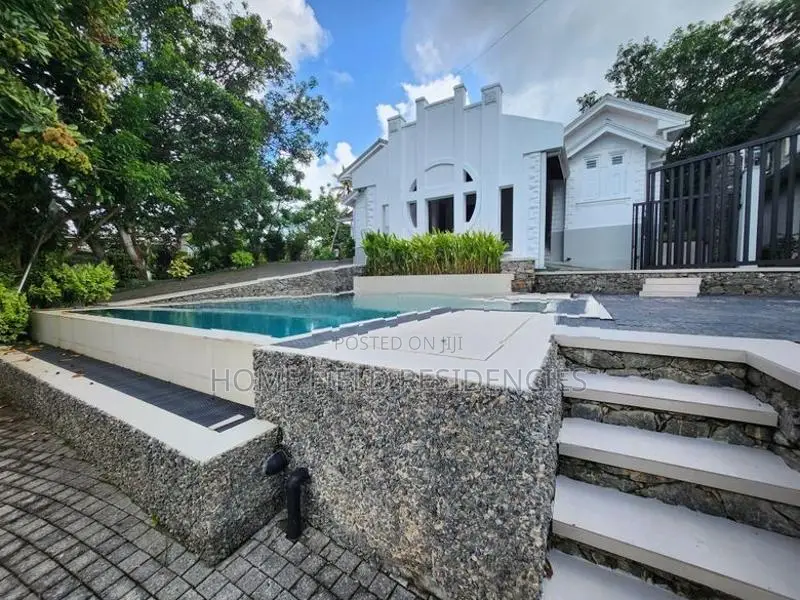 Kelaniya Colonial House with Land for Sale