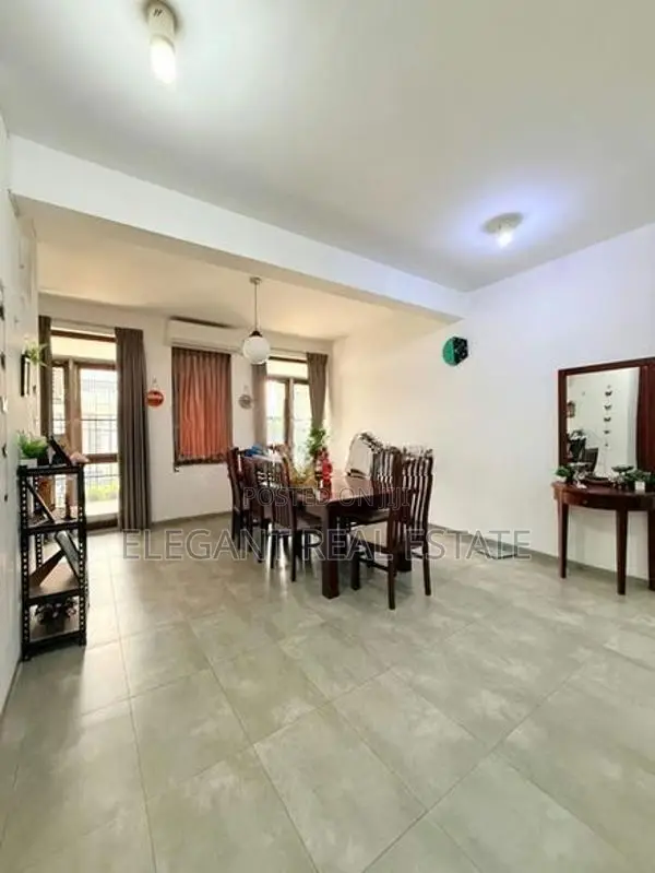 Apartment For Sale In Colombo 07 (A4621)