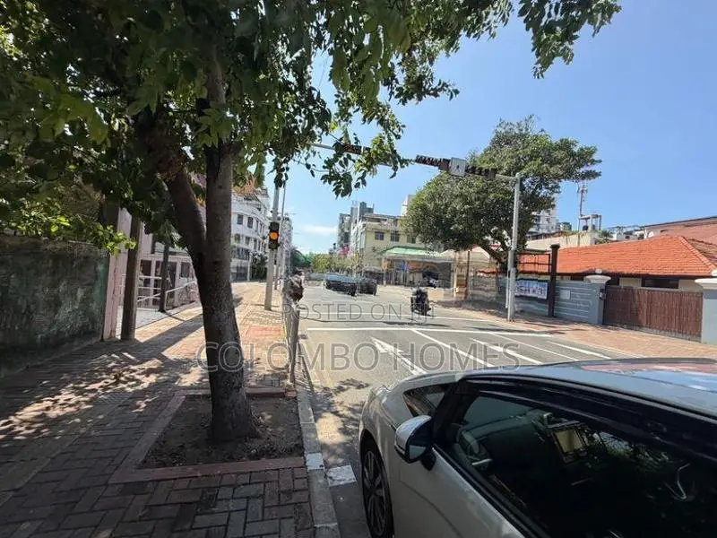Commercial prime land for Sale - Colombo 04