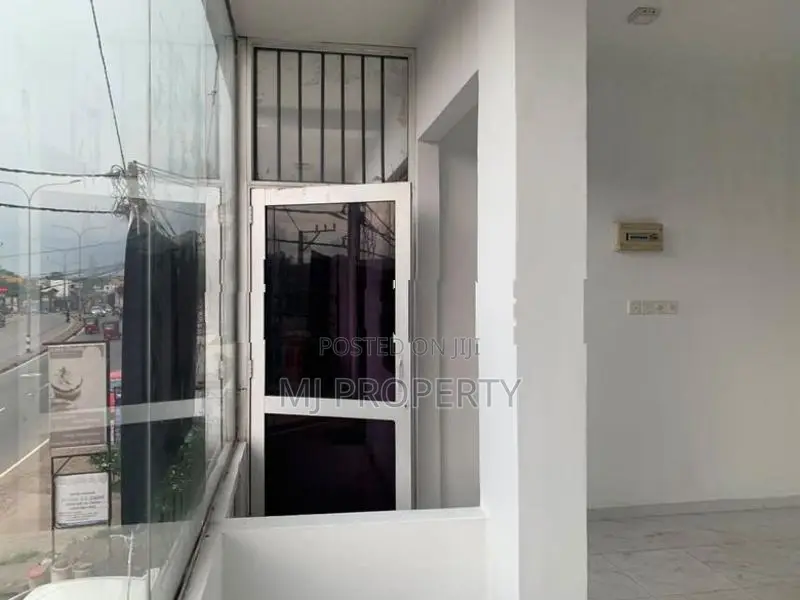 ( SC-1256) valuable Commercial Shop Space Rent in Kadawatha Bandarawat