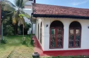 House with 10p Land in Piliyandala(කොටගෙදර හංදිය)