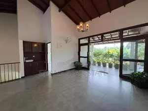 Luxury New House for Sale in Thalawathugoda