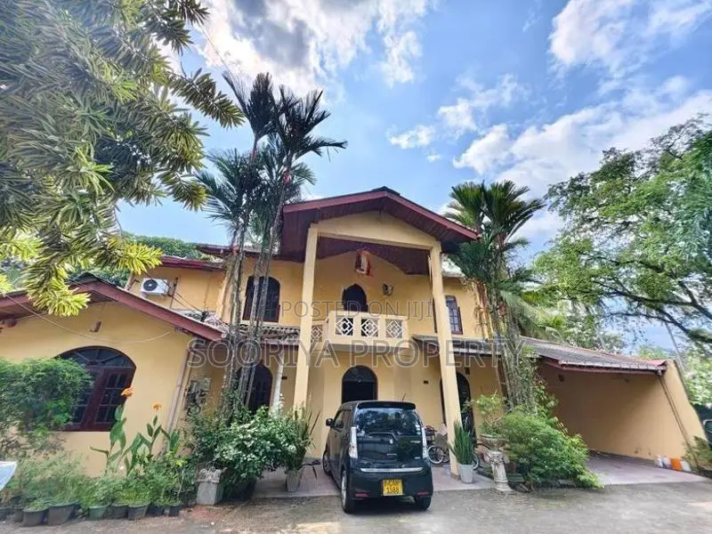 Beautiful Two Storey House for Rent in Kaduwela