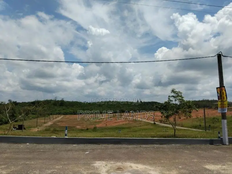 යටදොල බිම් කොටස්