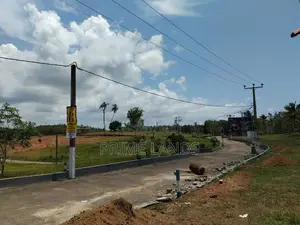 යටදොල බිම් කොටස්