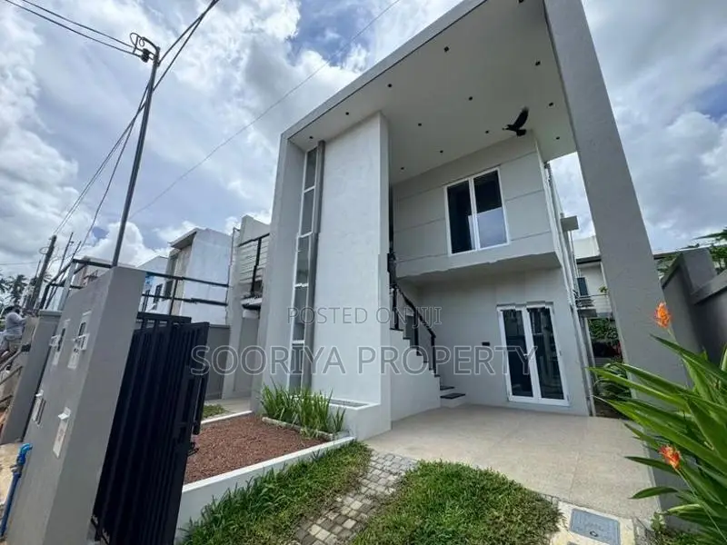 Canterbury Super Luxury House for Sale in Piliyandala