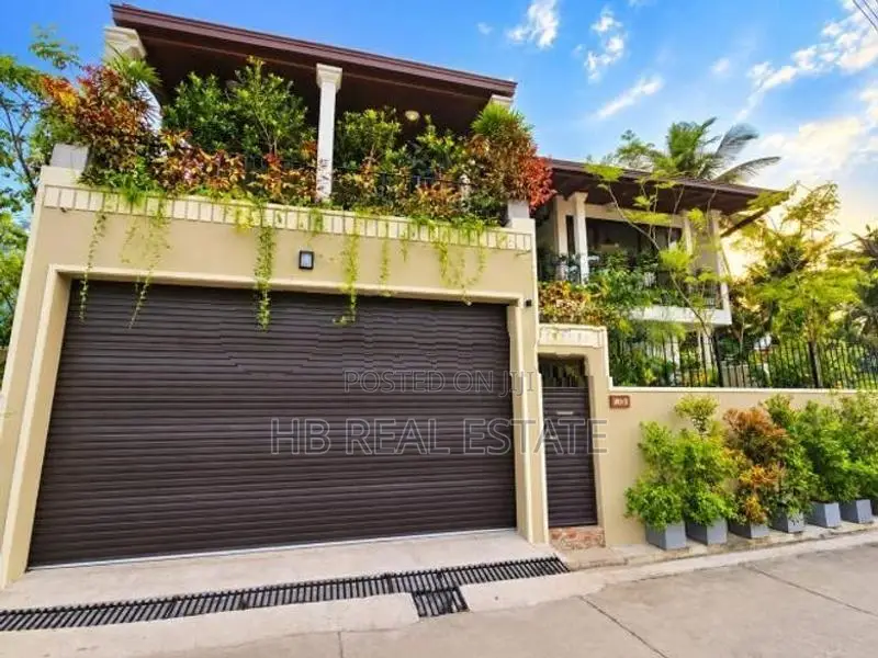 Architectural Designed Brand New House For Sale