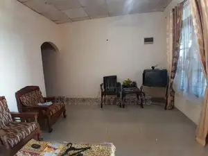 Single Story House for Sale in Wellampitiya