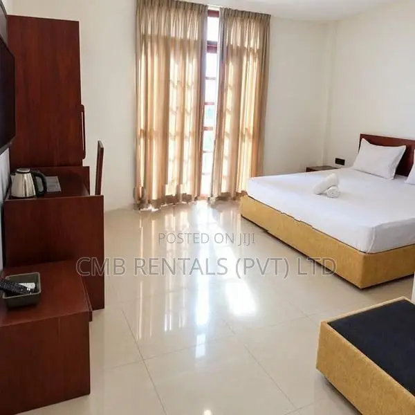 Mount Lavinia Accommodation Space CH935