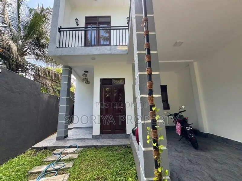 50M TO Colombo Road Brand New House for Sale in Piliyandala Town
