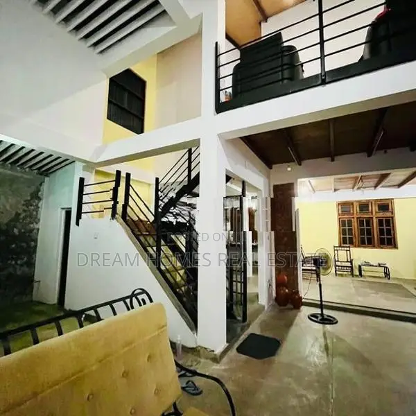 Eco-Friendly 3-Bedroom House for Sale – Korathota