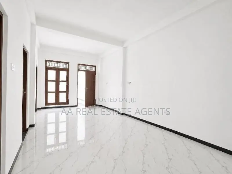 Brand New House with Slab for Sale in Wellampitiya