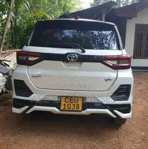 Toyota Raize Hybrid 2025