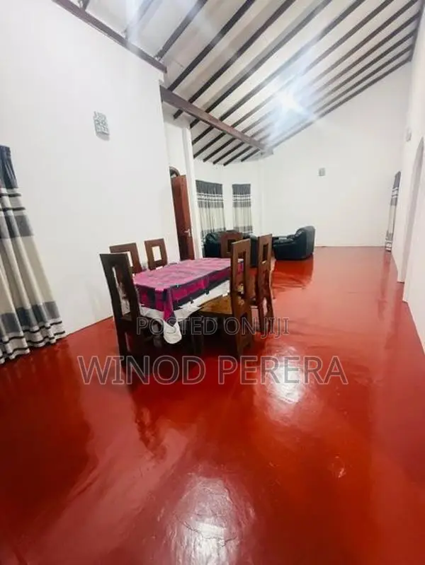 උඩුමහලේ නිවසක් කුලියට දීමට - බෝකුන්දර
