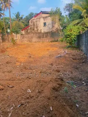 Mahara Kadawatha, Pushparama Lane 60 Perches of Bare Land for Sale