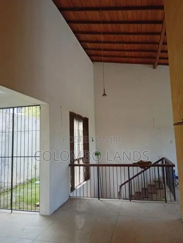 House For Sale In Battaramulla