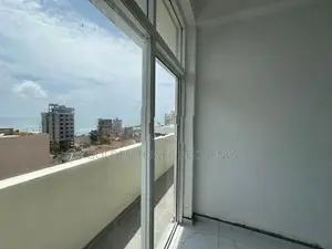3 BR Apartment for Resale - Station Road, Wellawatte