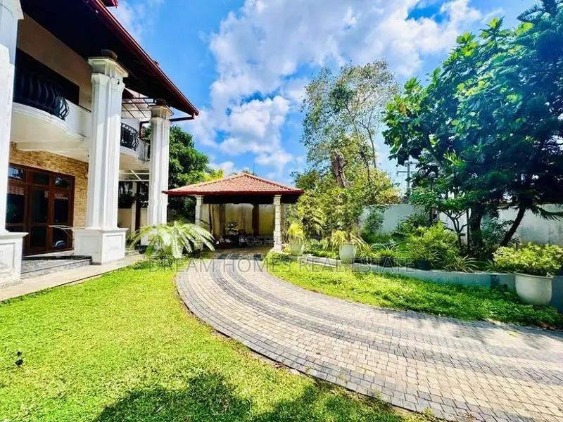 2-Story Luxury Property with 4-Car Parking in Pitakotte – 300 Million