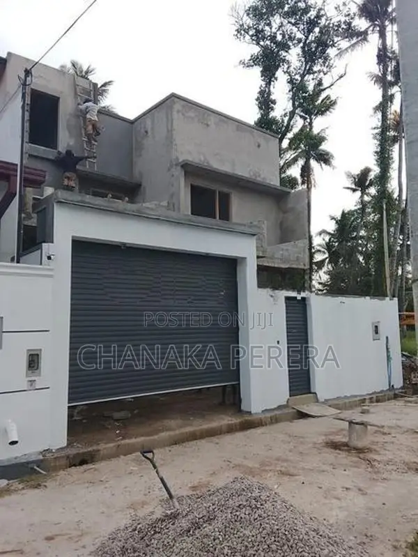 Brand New Luxury 2 Story House for Sale in Piliyandala