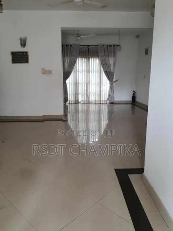 Nawinna Two Storey House for Rent
