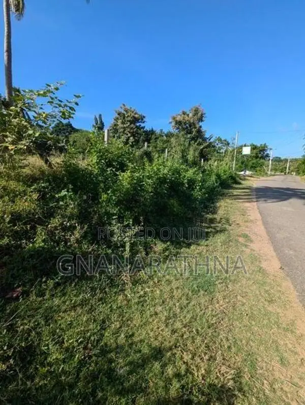 ඉඩමක් විකිණීමට - රන්න
