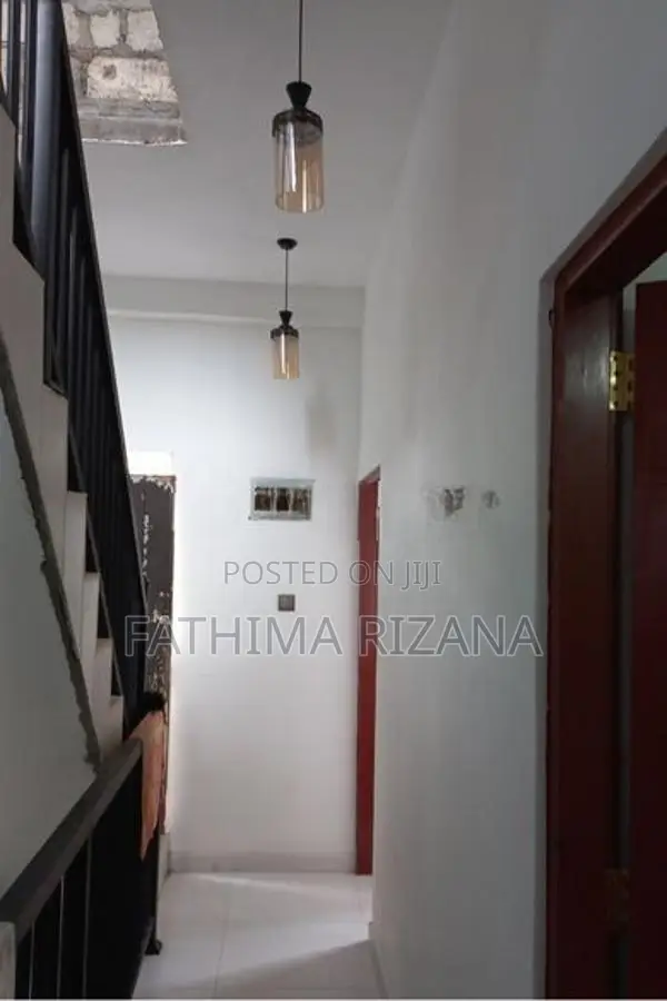 Colombo 05 Rooms for Rent (Girls)