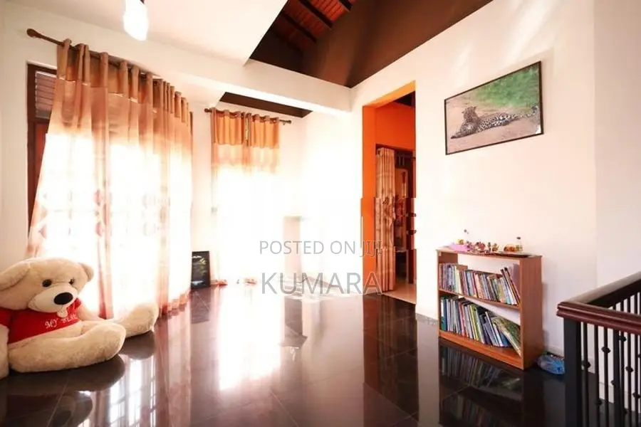 Gated community | House for sale in Piliyandala