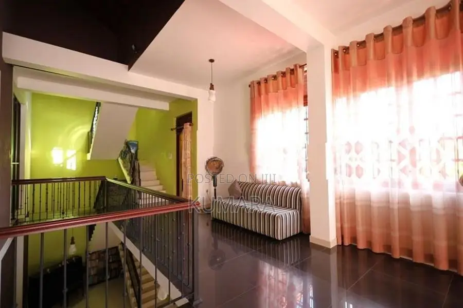 Gated community | House for sale in Piliyandala