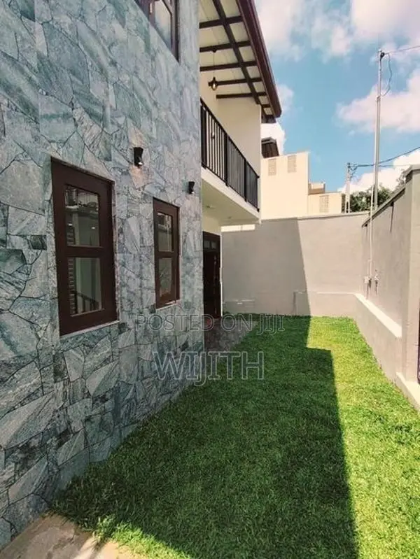 Super Brand New Two Storey House for Sale in Kottawa Polgasowita Road