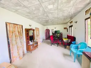 House with 29p Land in Kalutara - Payagala