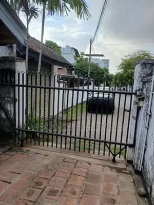 (NH818) House for Sale in Colombo 5