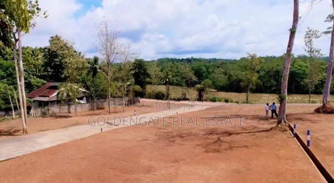 Matara නගරයට ආසන්නයෙන් ඉඩමක්