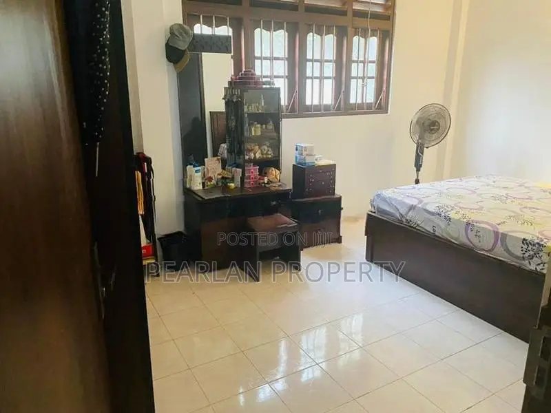 Spacious 2-Storey House for Sale – Galle, Kithulampitiya