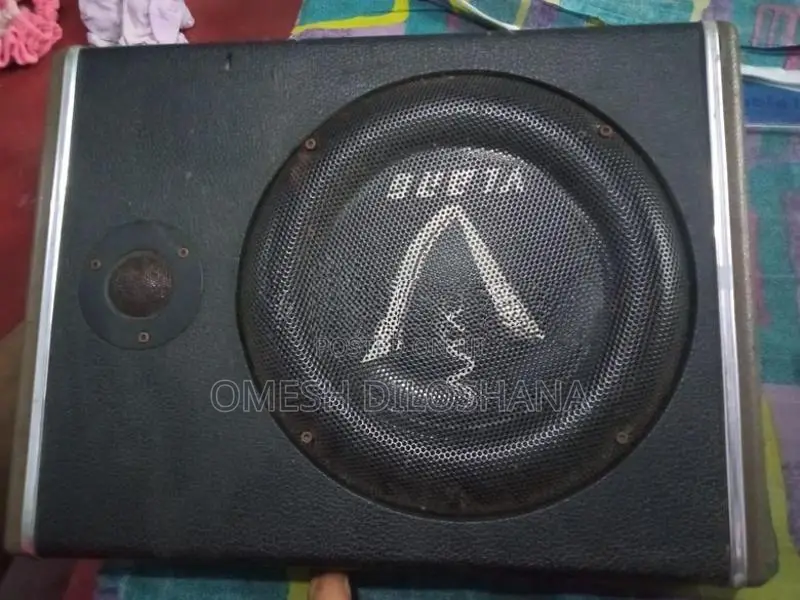 Vehicle Speaker Amp with Box Bluetooth