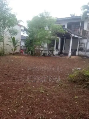 Prime Land with Two-Story Hotel for Sale – Mount Lavinia (C7-7888)