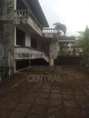 Prime Land with Two-Story Hotel for Sale – Mount Lavinia (C7-7888)