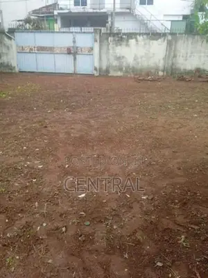 Prime Land with Two-Story Hotel for Sale – Mount Lavinia (C7-7888)