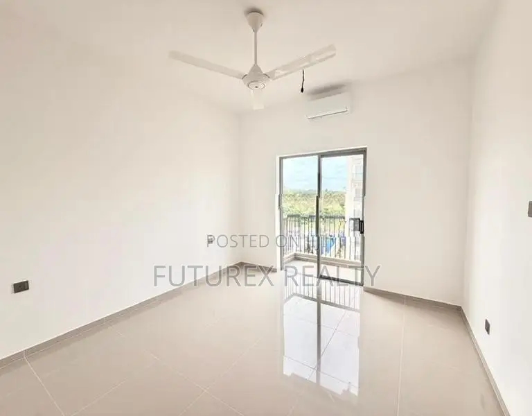 BRAND NEW 3 BR CRESSIDA RESORT APARTMENT FOR SALE IN ATHURUGIRIYA