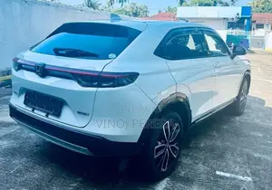 Honda Vezel Z Premium 2024