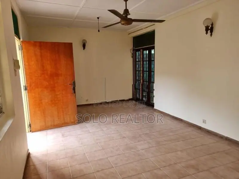 Spacious 3-Bedroom House for Sale – Attidiya, Dehiwala