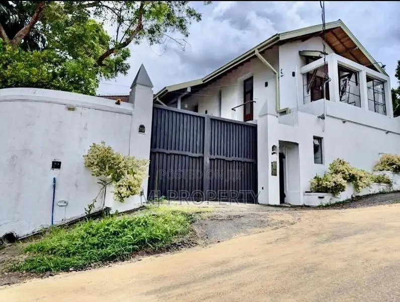 ( TS-1269) Two Storey House Sale In Battaramulla