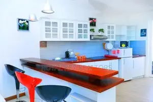 Crown Properties - 03 Bedroom Furnished Apartment For Rent In Colombo 