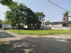 අදිකාරම් මාවතෙන් බිම් කොටසක් විකිණීමට - ඇතුල් කෝට්ටේ