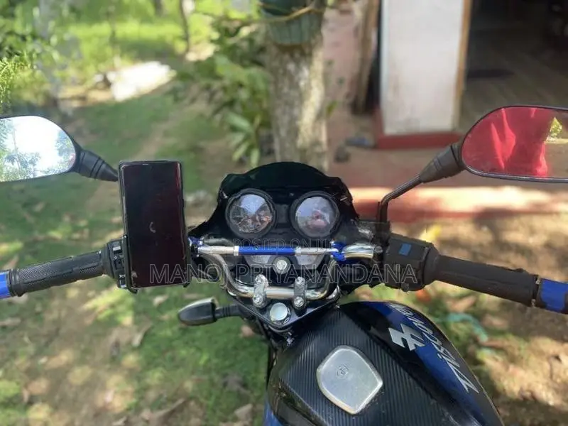 Bajaj Discover 125 2012
