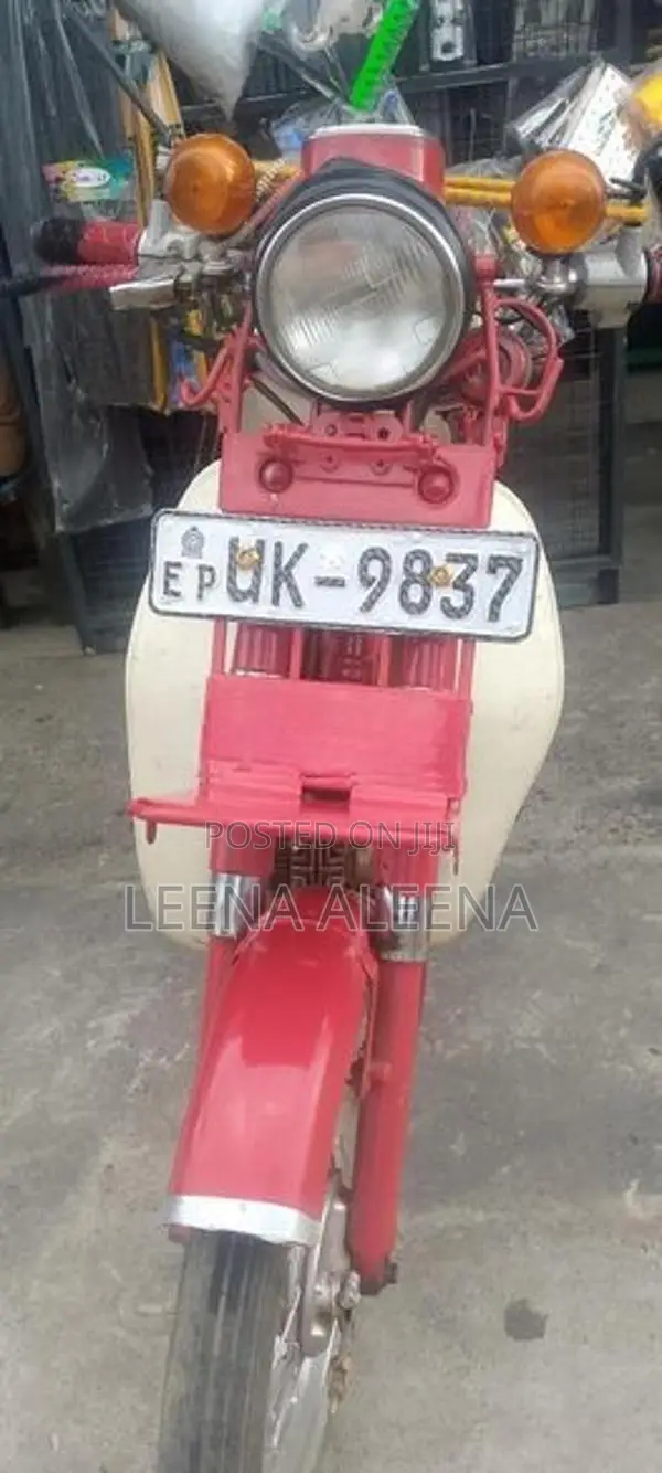 Honda MD 2002