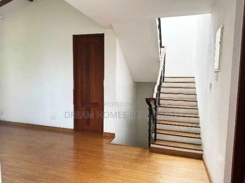 Luxury House for Rent Thalawathugoda