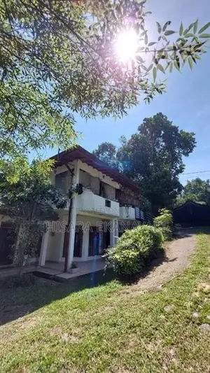 House with Land for Sale in Amunugama