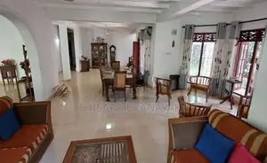 House with Land for Sale in Amunugama
